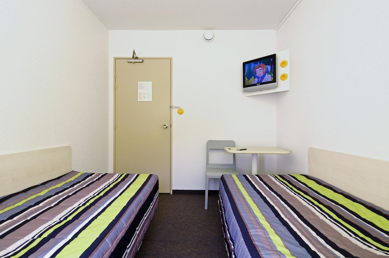 Hotelf1 Saint Etienne Est La Grand Croix Zimmer foto